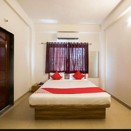 Primrose Guest House Pune Exterior foto